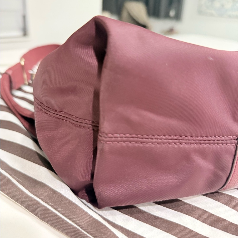 Henri Bendel Jetsetter Convertible Backpack/crossbody/tote Oxblood/Burgundy - Picture 12 of 16